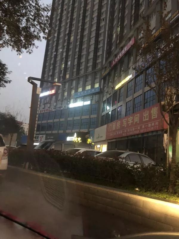 渭南之夜，探索城市之心的獨特魅力與夜晚的繁華街道