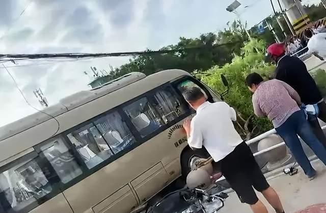 車輛失控沖進(jìn)學(xué)校引發(fā)重大事故，致1死8傷慘案發(fā)生